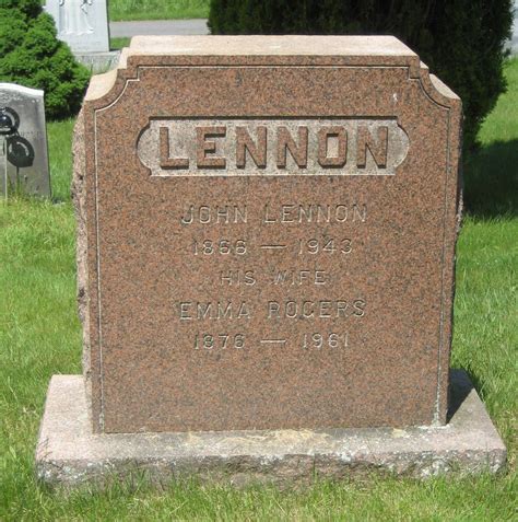 where was john lennon buried.